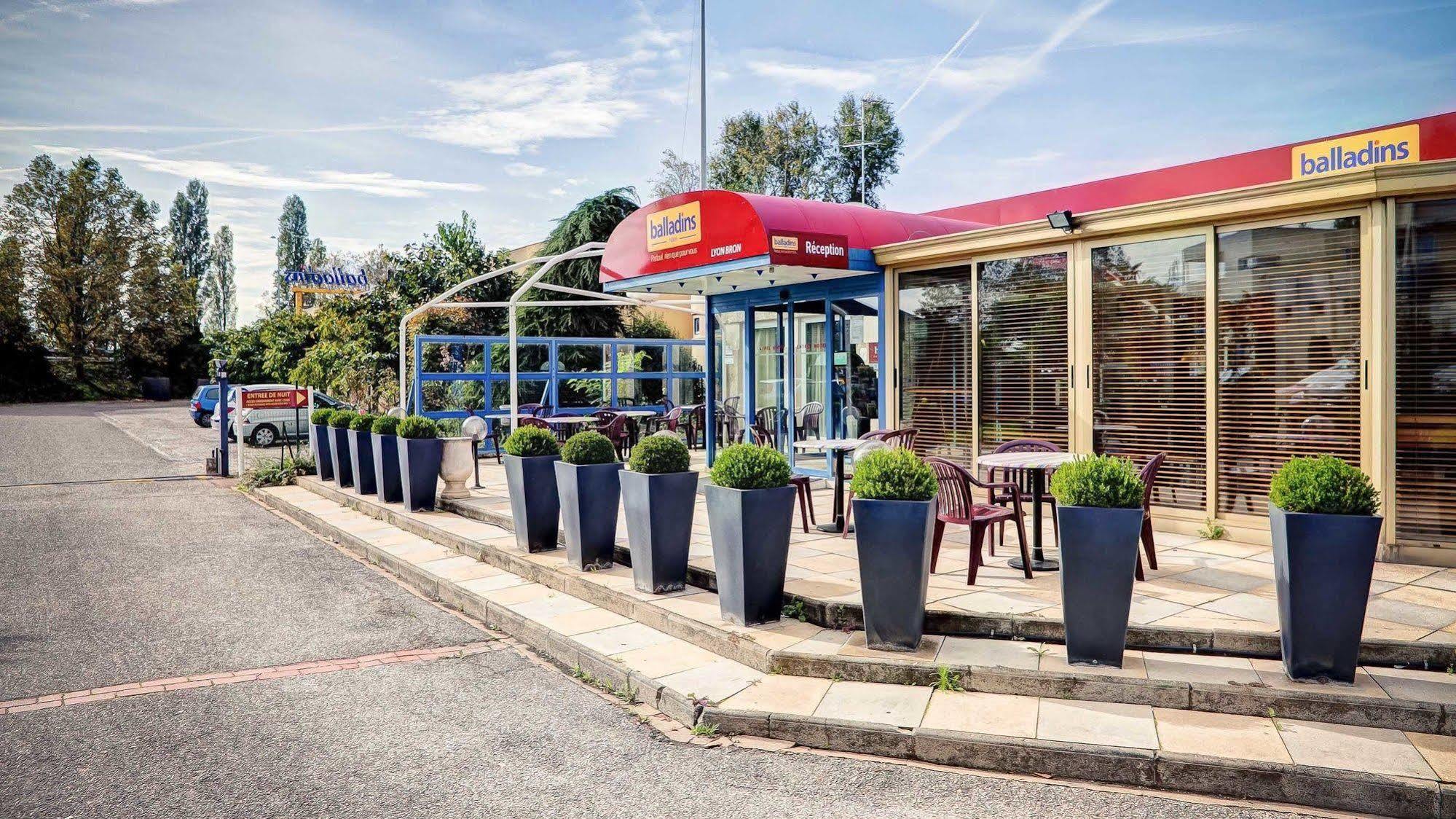 Brit Hotel Lyon Eurexpo Брон Екстер'єр фото