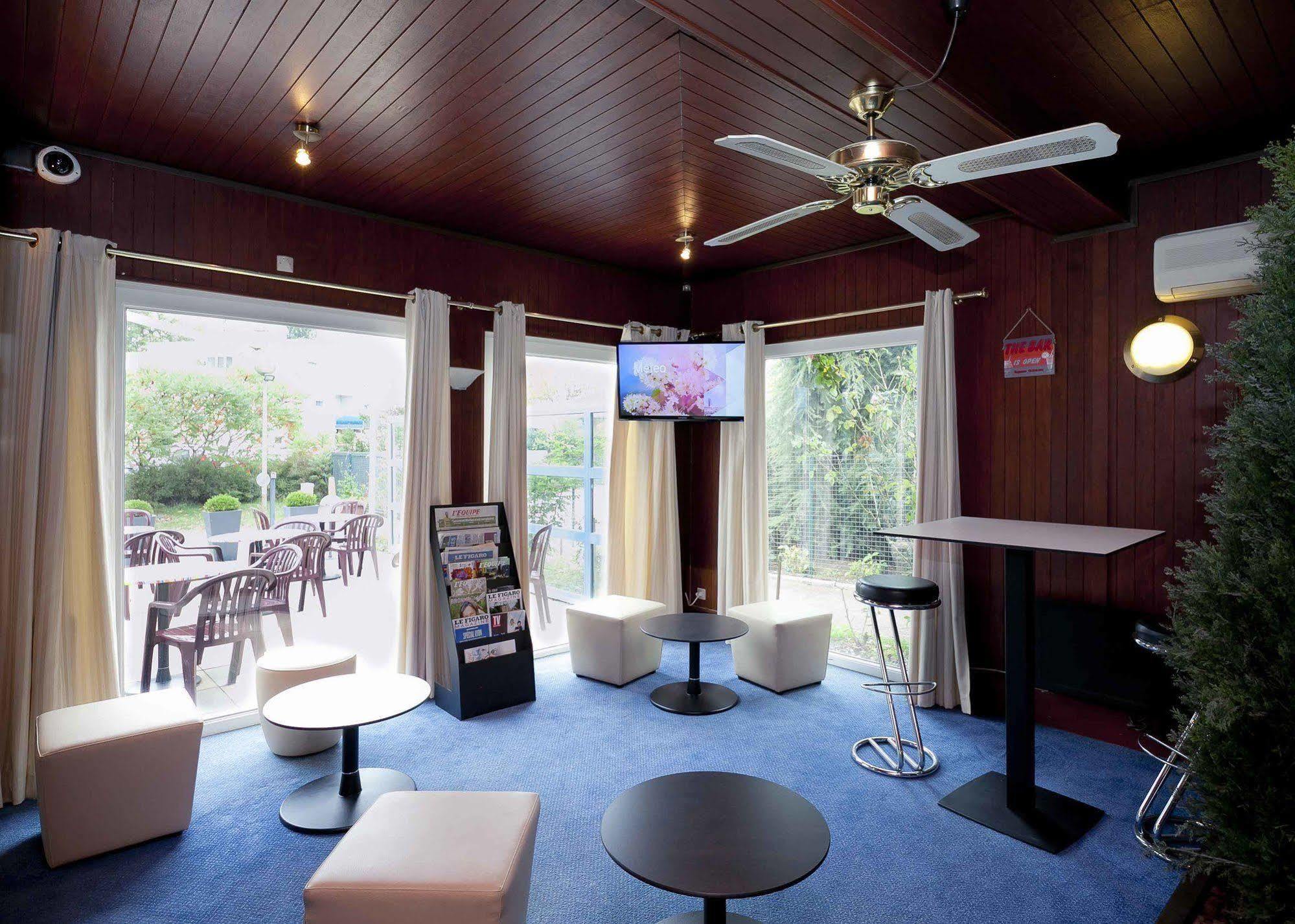 Brit Hotel Lyon Eurexpo Брон Екстер'єр фото