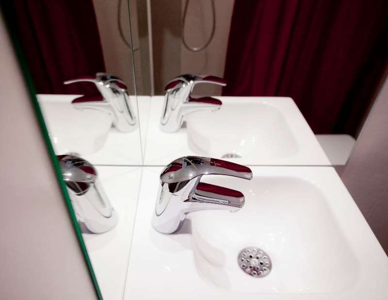 Brit Hotel Lyon Eurexpo Брон Номер фото